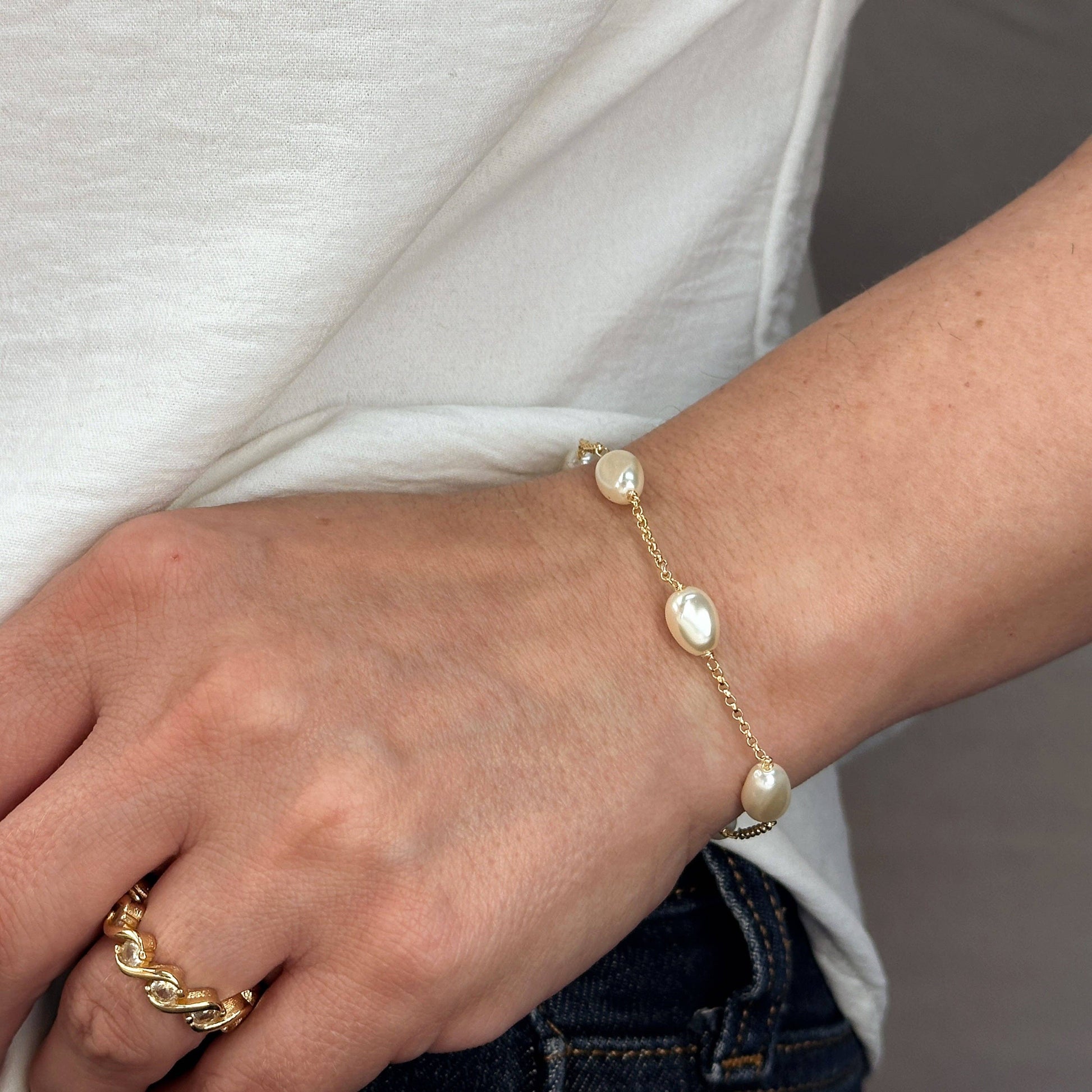 Margot Baroque Pearl Bracelet